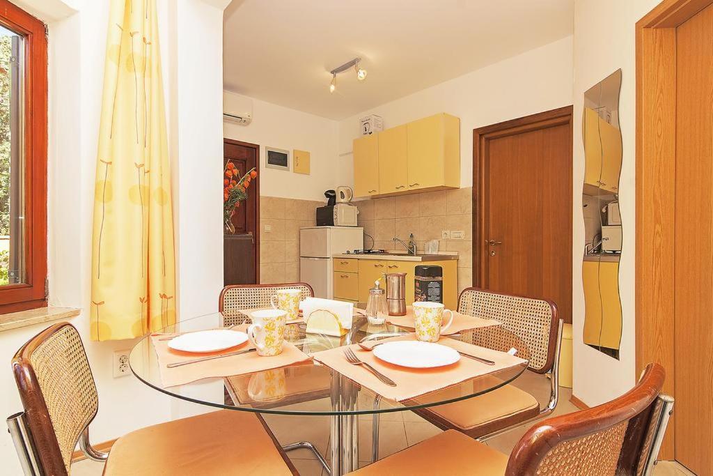 Apartments Caterina Пула Экстерьер фото